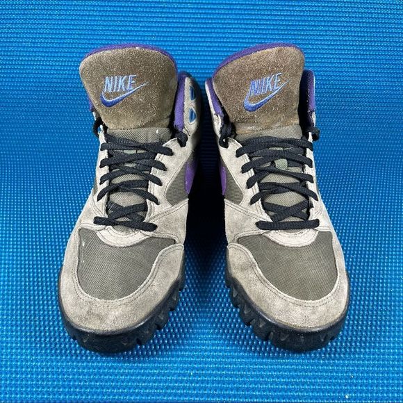 Nike Caldera vintage Hiking Boots - Women 7.5 - Picture 2 of 9